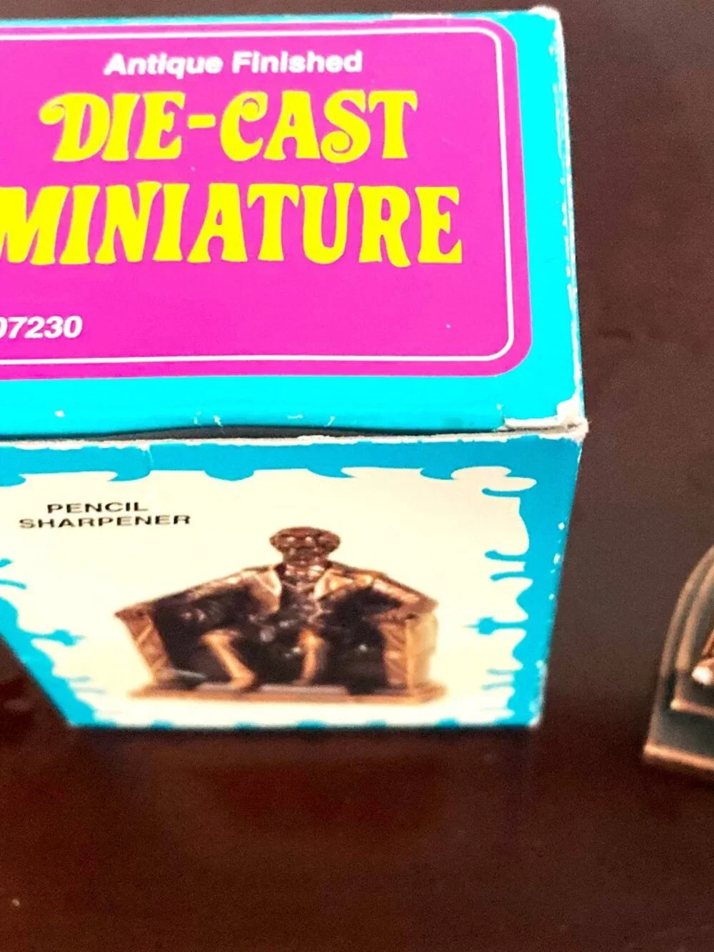 Abraham Lincoln Memorial Die Cast Metal Collectible Pencil Sharpener with Box
